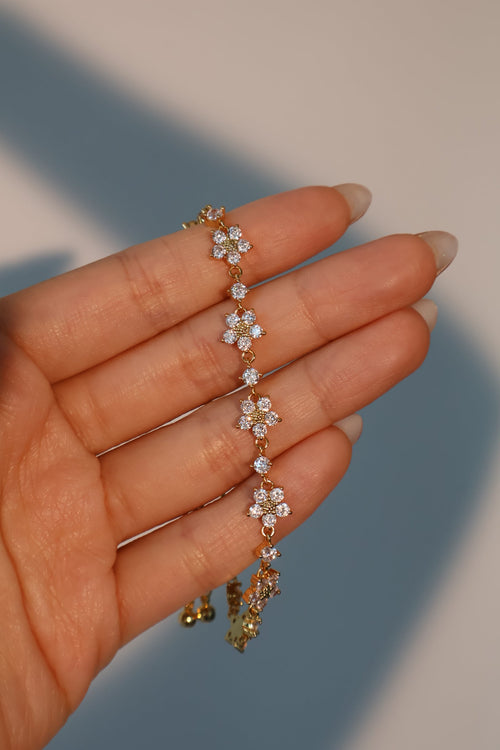 18K Real Gold Plated Starlight Bloom Bracelet