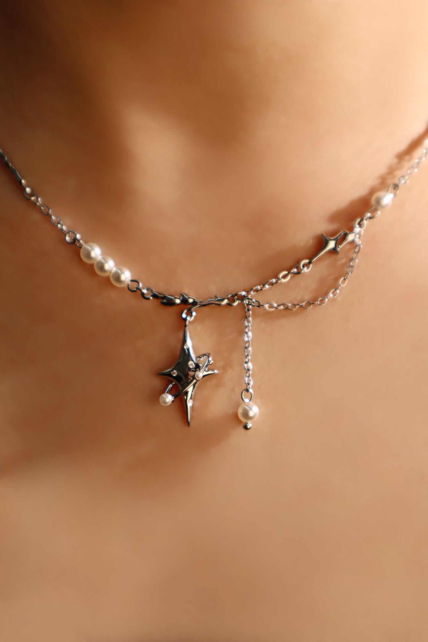 Palladium White Gold Plated Saturn Pearls Necklace