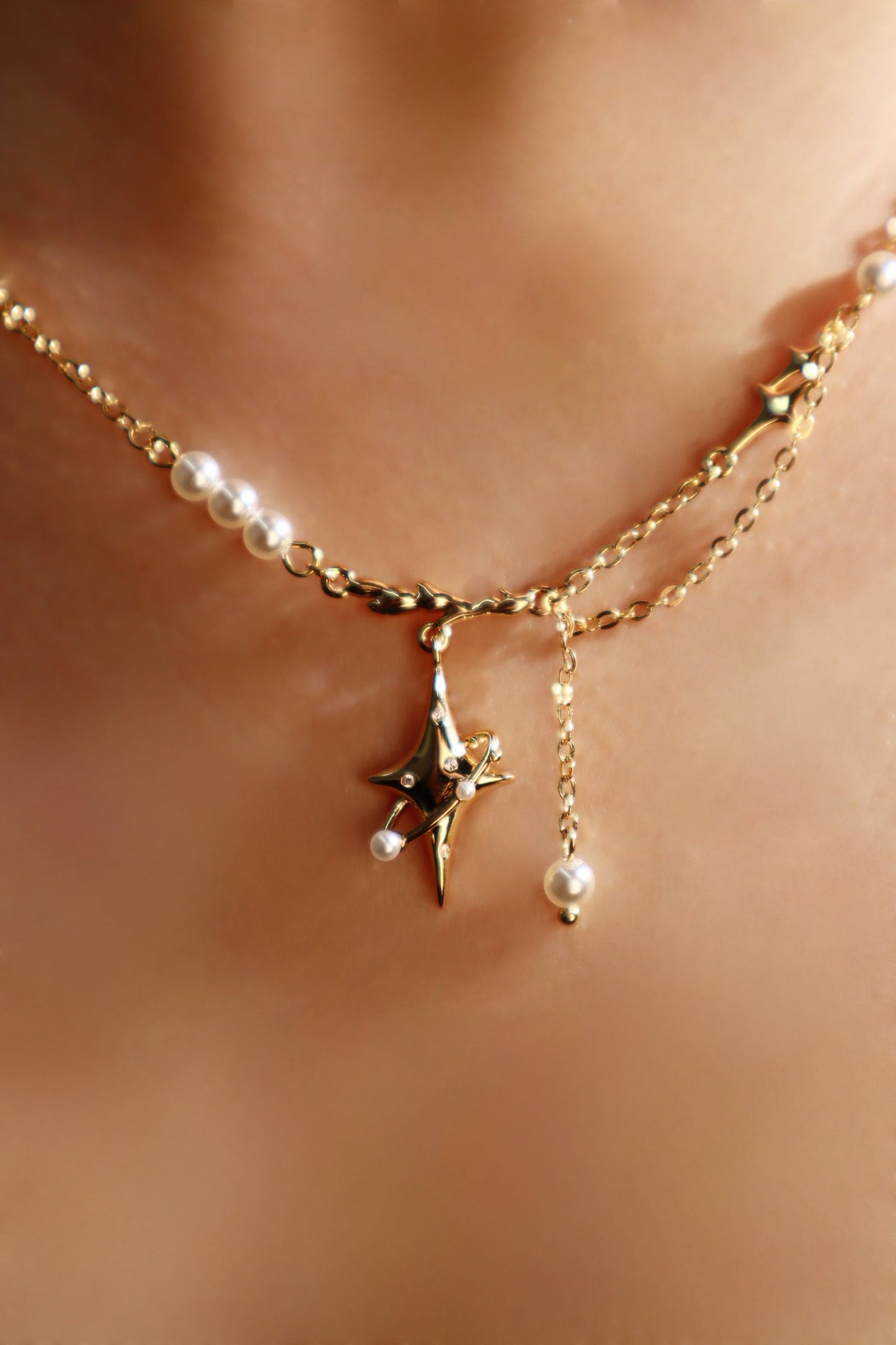18K Real Gold Plated Saturn Pearls Necklace