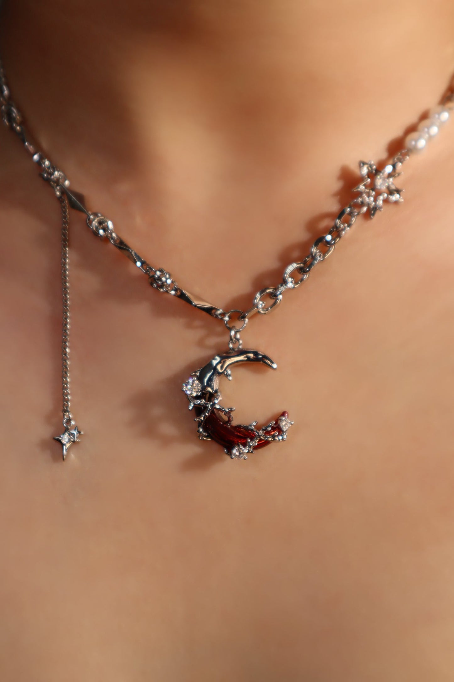Red Moon Pearls Necklace