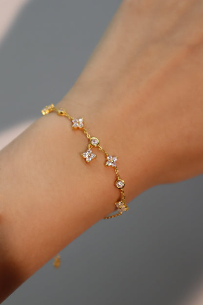18K Gold Vermeil Multi Starlight Petal Bracelet
