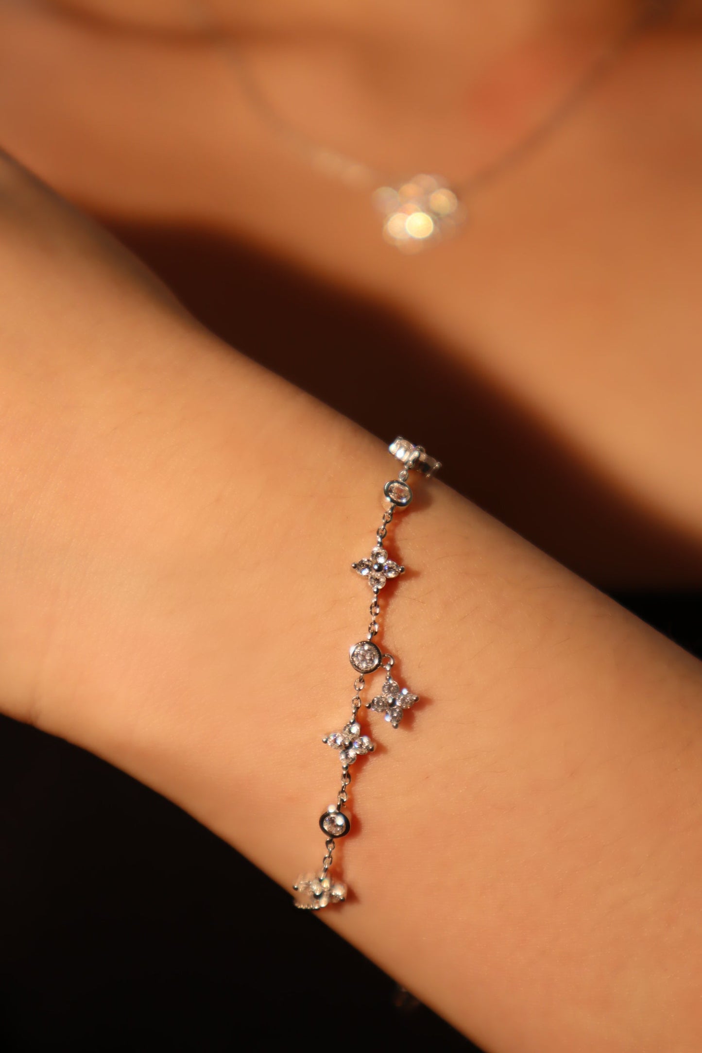 925 Sterling Silver Multi Starlight Petal Bracelet