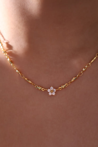 18K Real Gold Plated Starlight Bloom Necklace