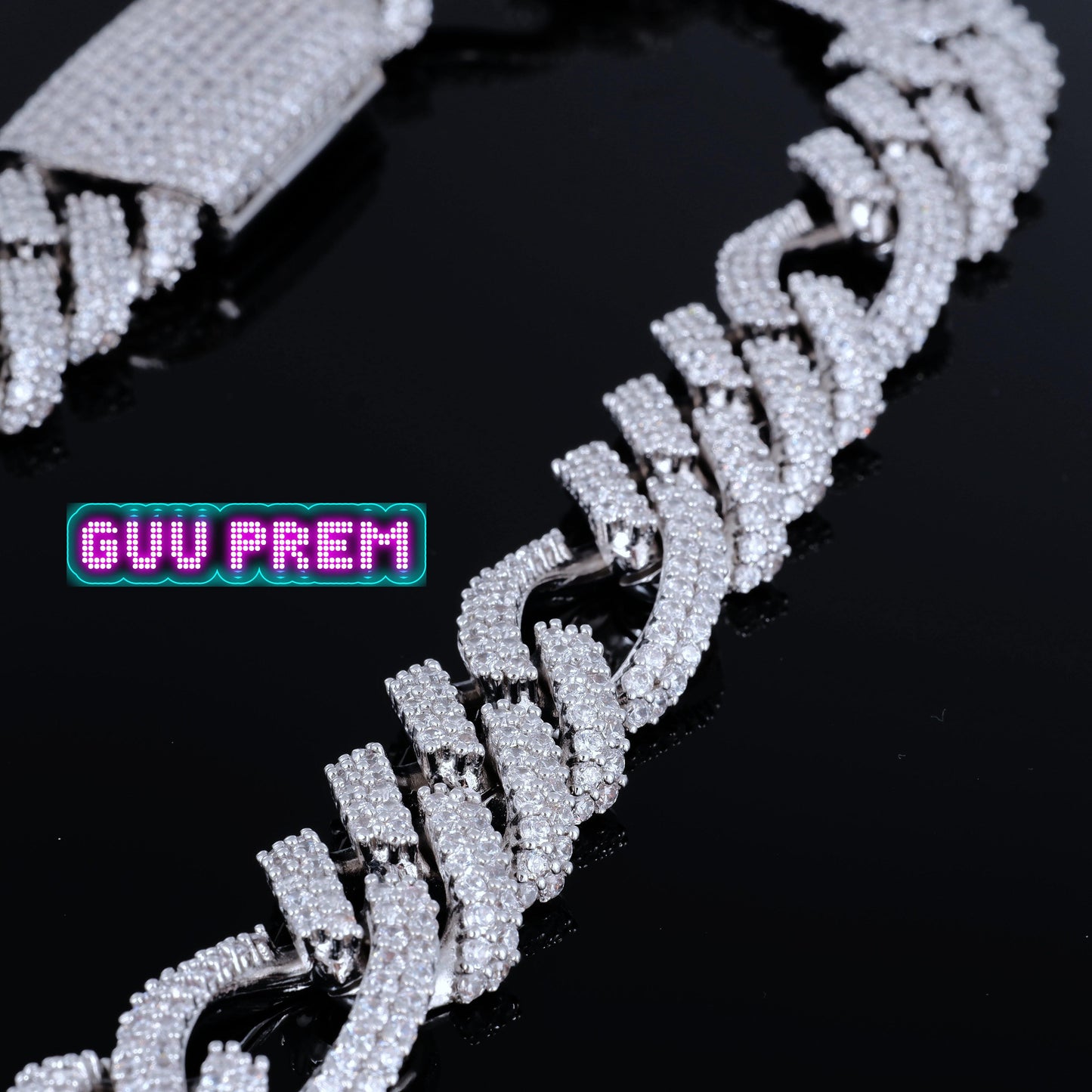 19mm Iced Figaro Chain