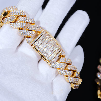 19mm Diamond Prong Cuban Bracelet in 18K Gold
