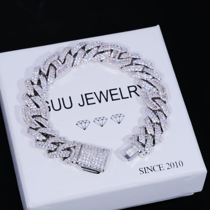 12mm Prong Baguette Curb Bracelet White Gold