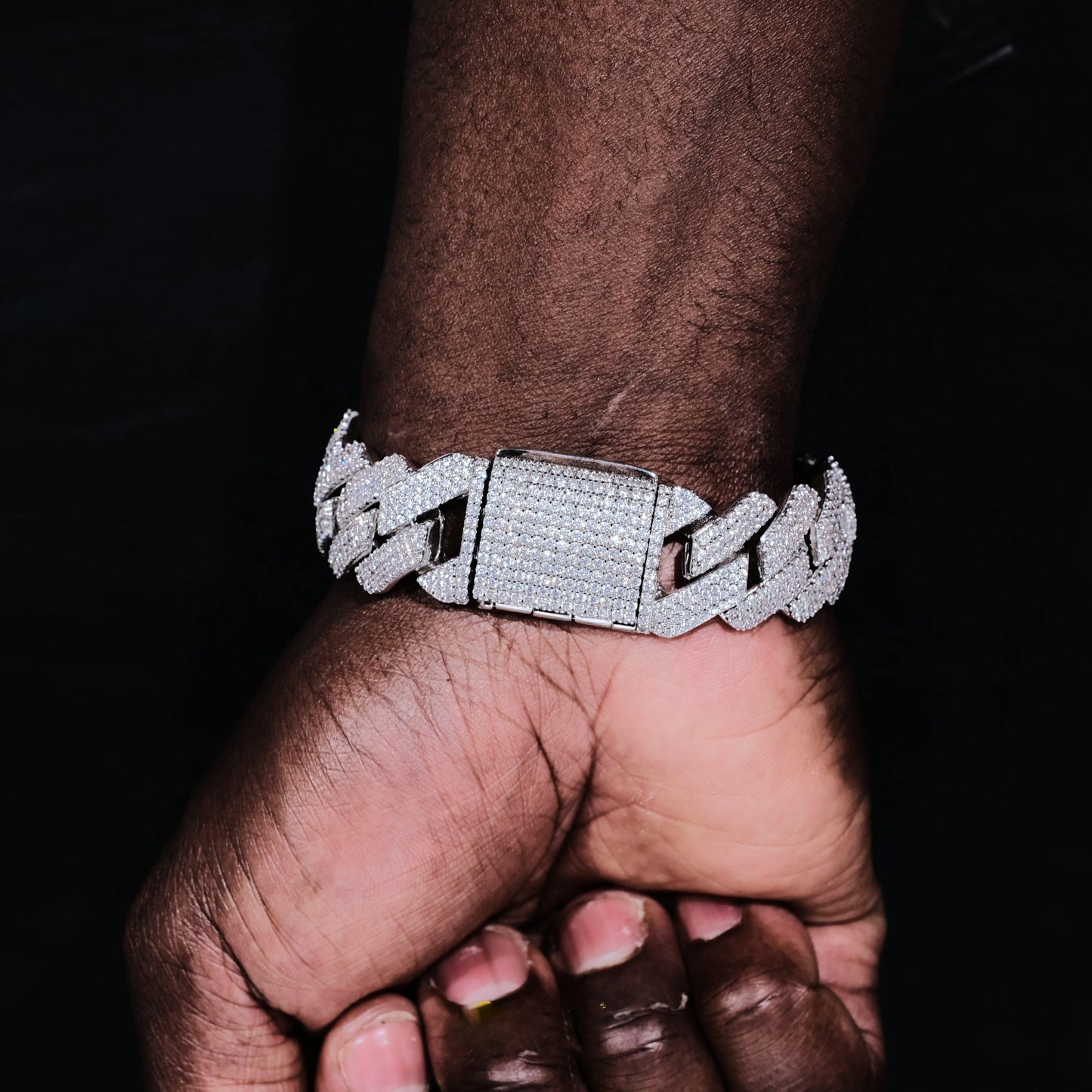 19mm Diamond Prong Cuban Bracelet in White Gold