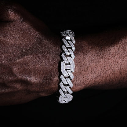 12mm Prong Baguette Curb Bracelet White Gold