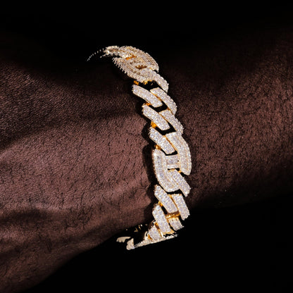 12mm Prong Baguette Curb Bracelet 18K Gold