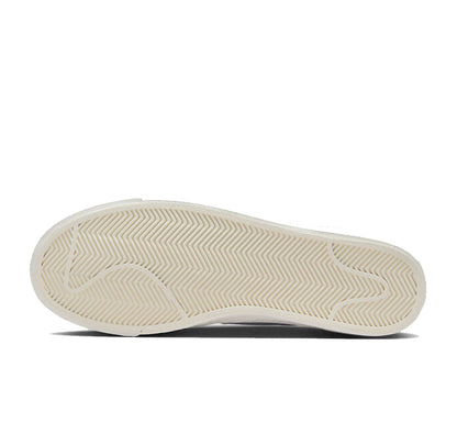 Nike Blazer Low 77 Jumbo "Black Sail White"