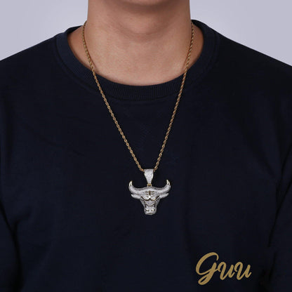 18K Gold-Plated Micro-inlay AAA CZ Bull Head Pendant