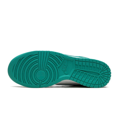 Nike Dunk Low "Clear Jade"
